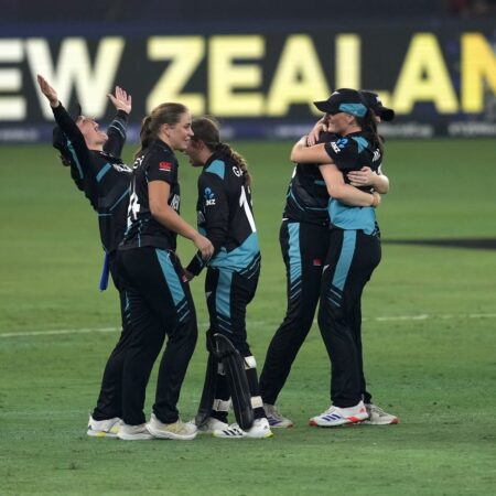 रोवे ने घायल डेवनशायर की जगह न्यूजीलैंड के विश्व कप टीम में ली