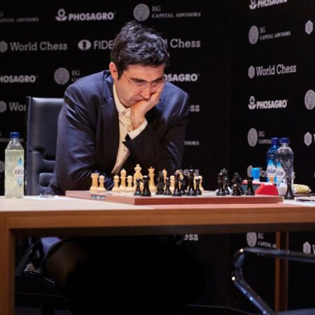 व्लादिमीर क्रैमनिक से जुड़े विवाद पर FIDE का बयान