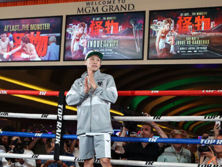 नाओया इनूए को अवश्य देखने योग्य मुक्केबाजी क्यों माना जाता है, इसके 12 कारण